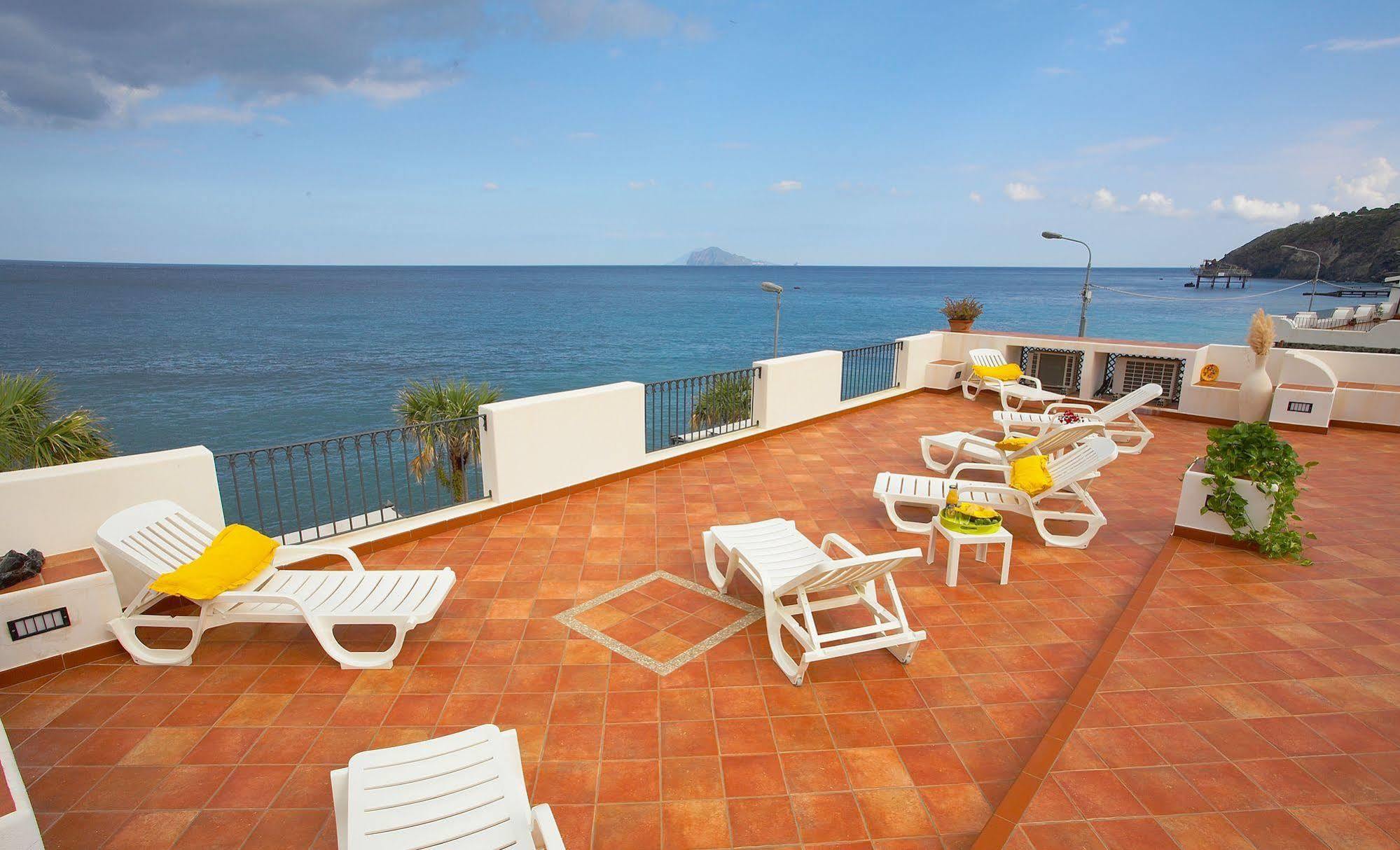 Hotel Residence Acquacalda Lipari Kültér fotó