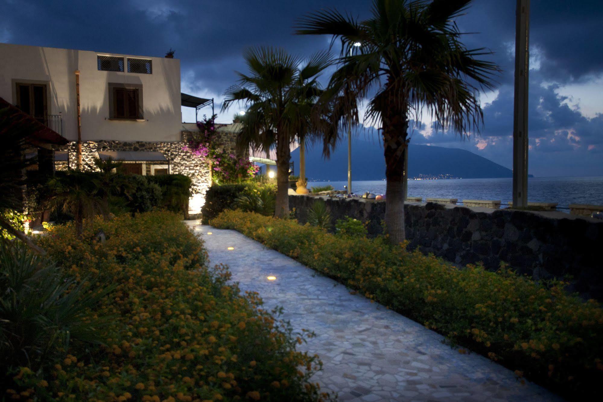 Hotel Residence Acquacalda Lipari Kültér fotó